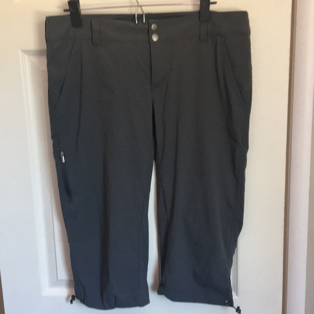Columbia capris